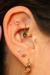 14kt Yellow Gold Letter Top